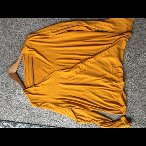 Target brand shirt - Picture 1 of 3